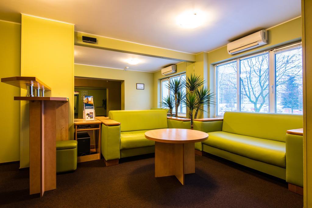 Zvezda Hotel Минск Екстериор снимка