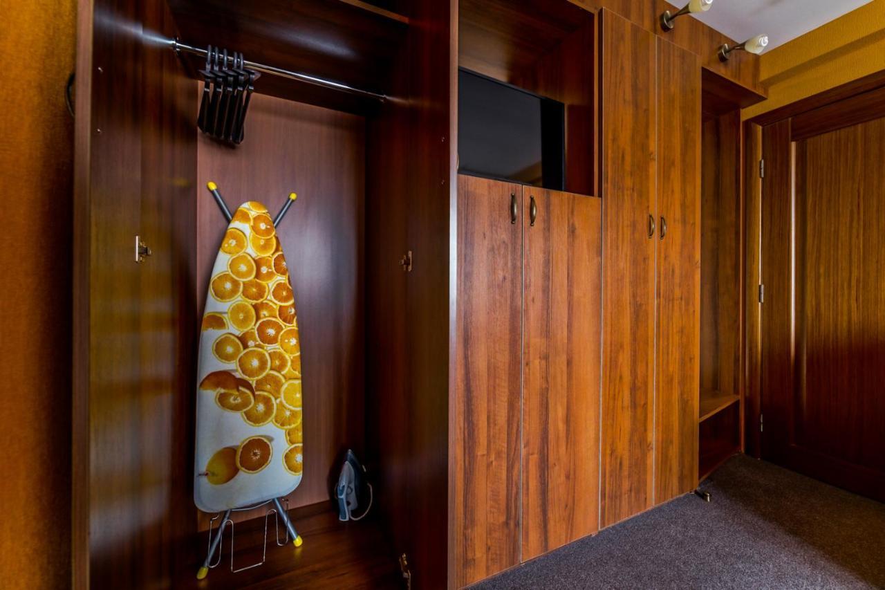 Zvezda Hotel Минск Екстериор снимка