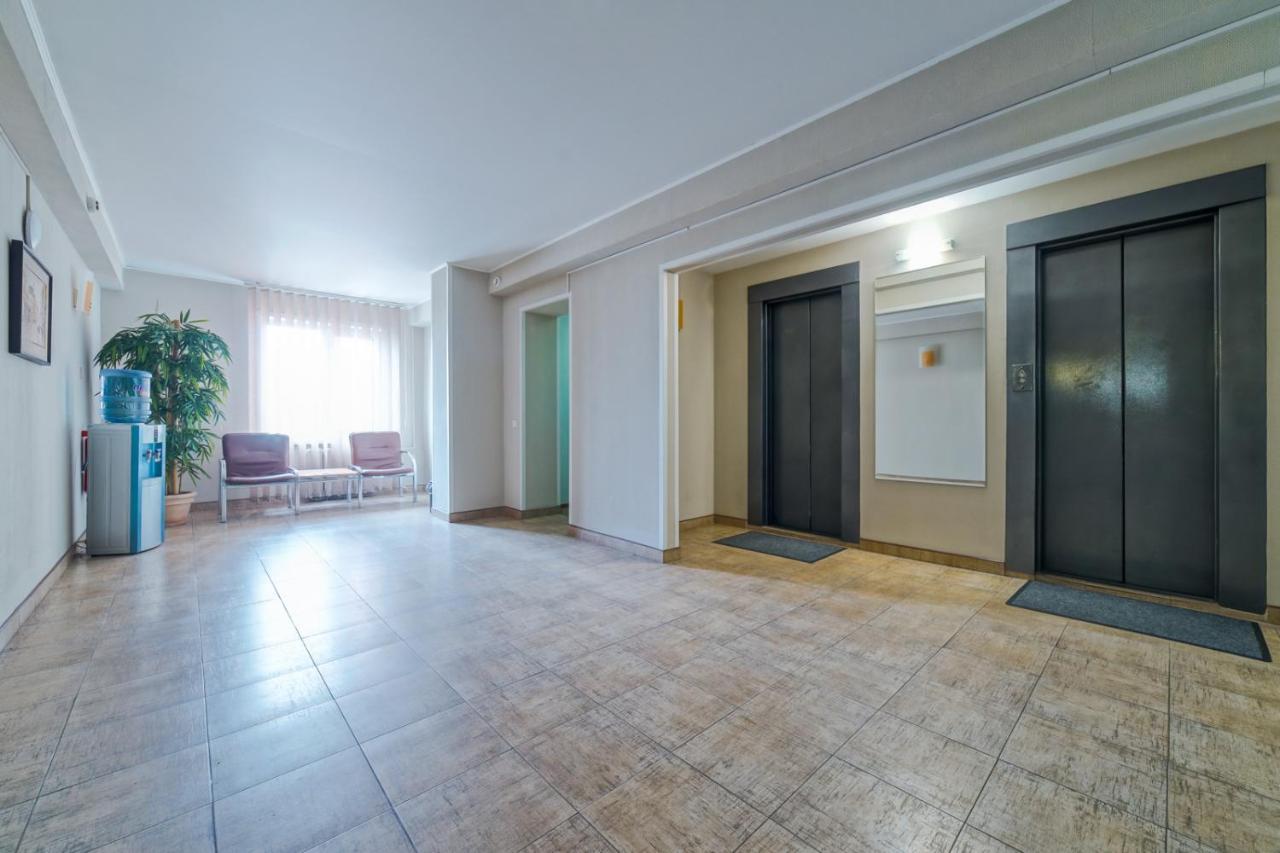 Zvezda Hotel Минск Екстериор снимка